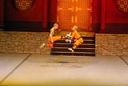 Die kleinen Mönche Hongshan Zhang und Yongcai Wang kämpfen schon wie die Großen